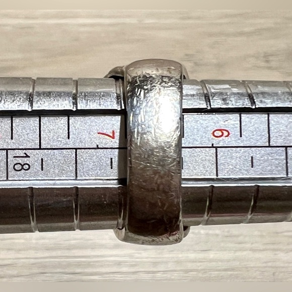 Vintage Designer Signed Kabana Sterling Silver Smooth Wave Dome Ring, Size 6.5 - Picture 11 of 11